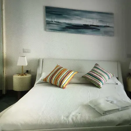 Vistamare Apartment