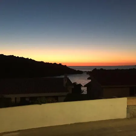 Vistamare Apartment
