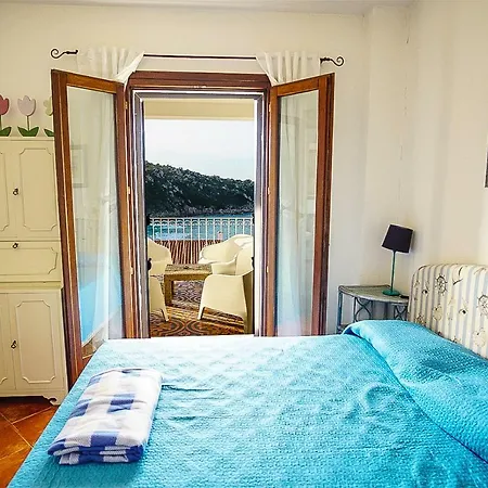 Vistamare Apartment